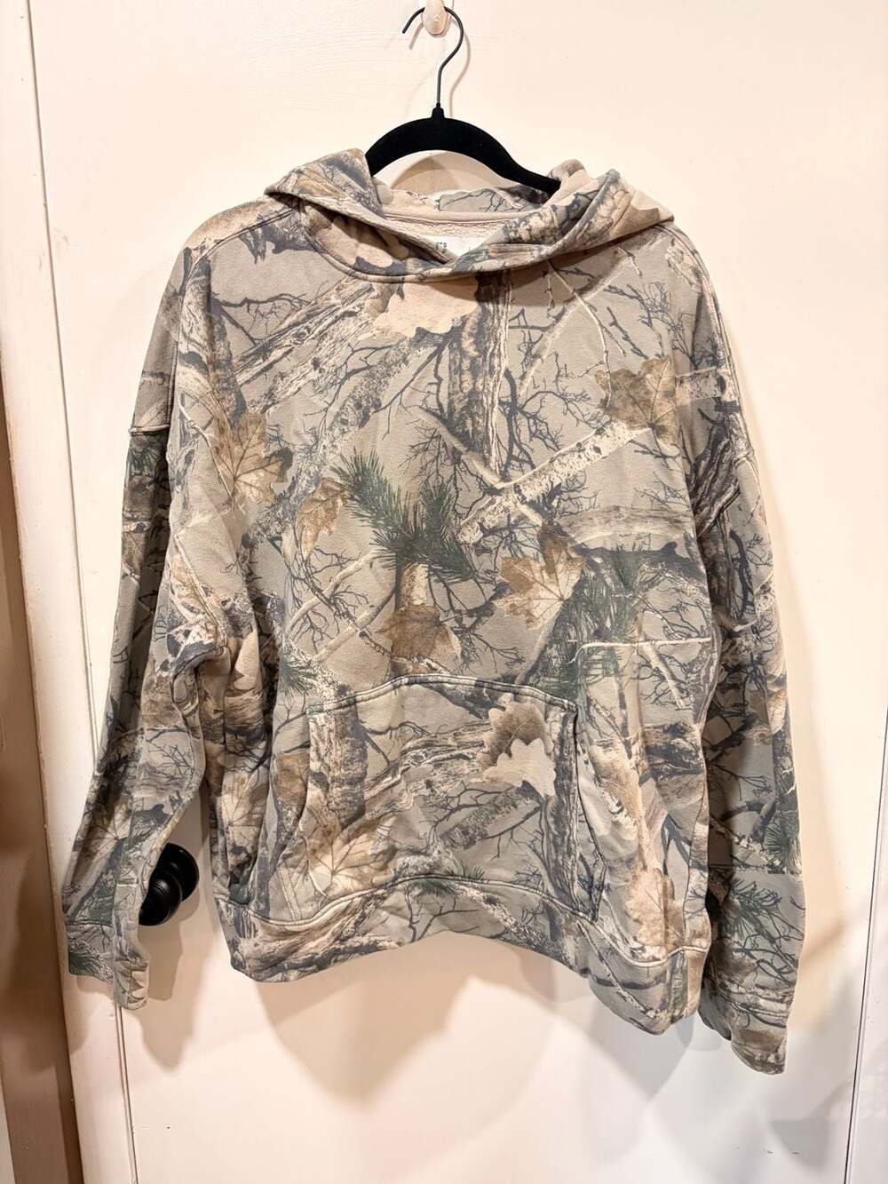 Realtree Camo Boxy Hoodie - Picture 3 of 8